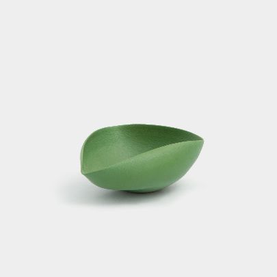 Picture of Green ceramic deformed bowl