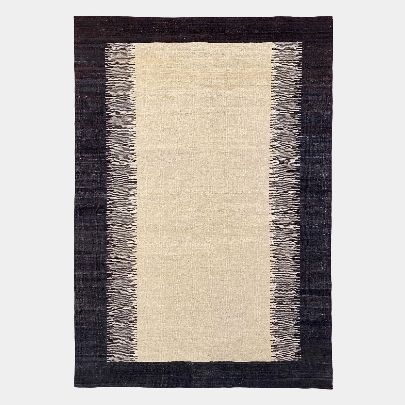 Picture of wool rug black and white tohi