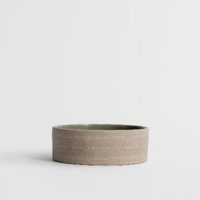 Picture of Medium gray cylindrical bowl 