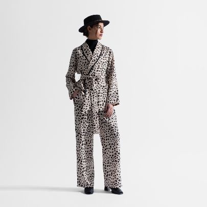 Picture of Leopard satin suit and pants set