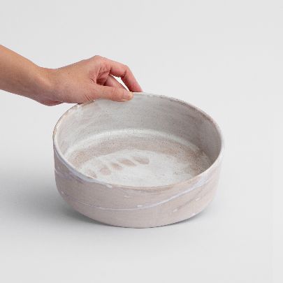 Picture of Medium ‌white cylindrical bowl 