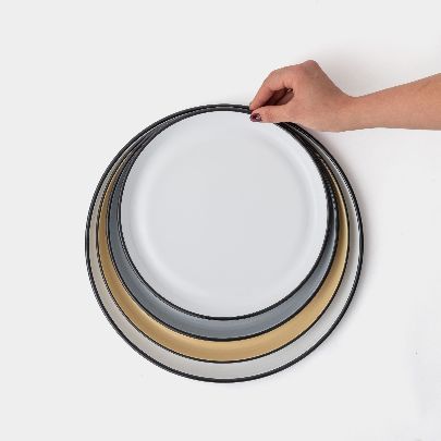 Picture of medium dolphin plate with black rim