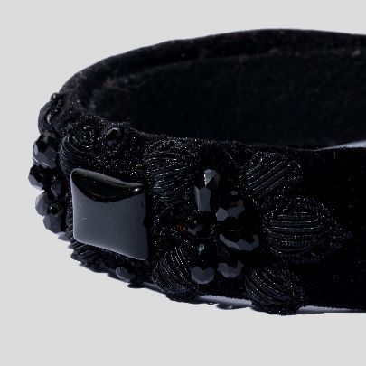 Picture of  Black headband 1