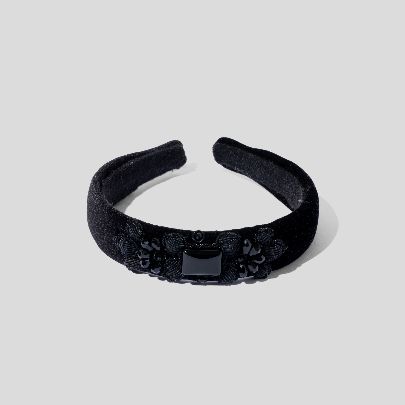 Picture of  Black headband 1