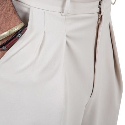 Picture of creme men trousers