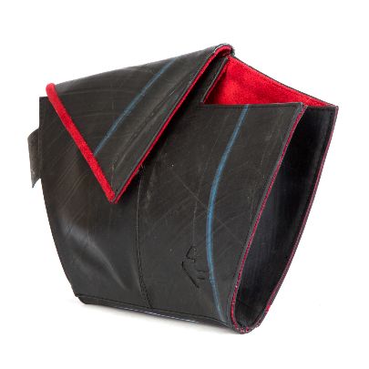 Picture of boat clutch bag with red lining