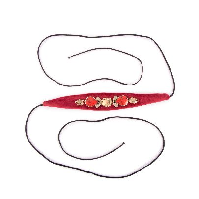 Picture of red velvet choker