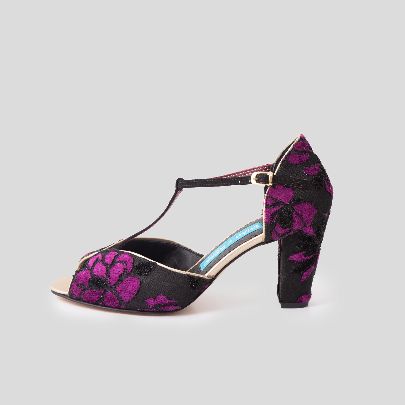 Picture of black high heels with pink flowersw