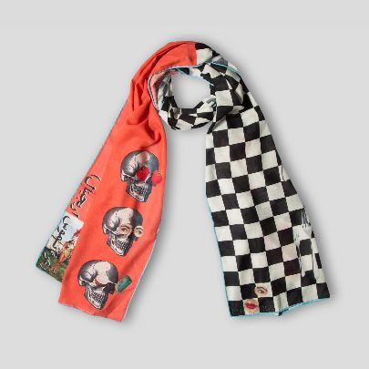 Picture of labster scarf