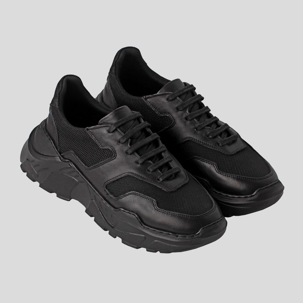 Picture of raido black sneakers