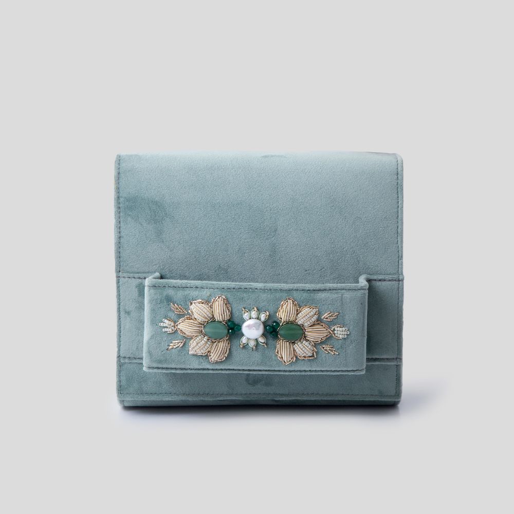 Picture of golestan green velvet clutch