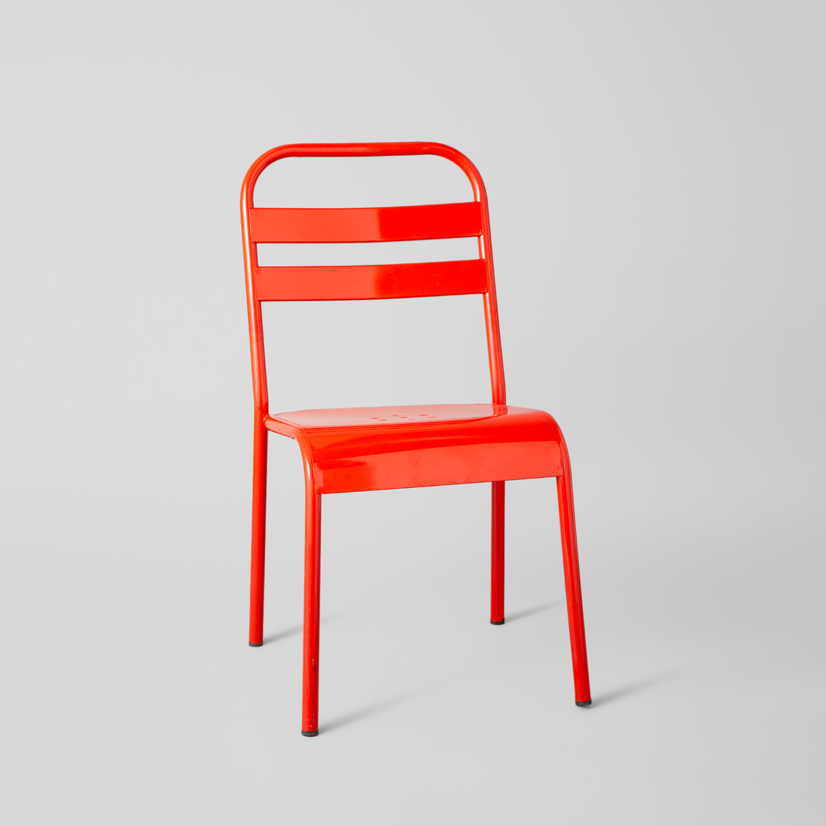 Picture of Red chair ch01