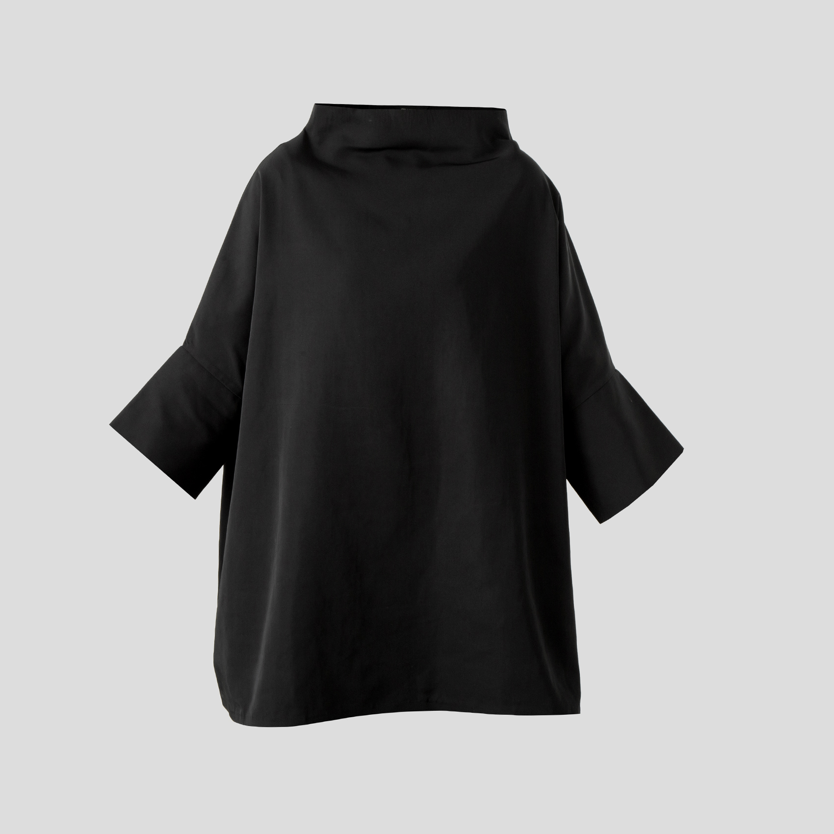 Picture of Women's black square dress