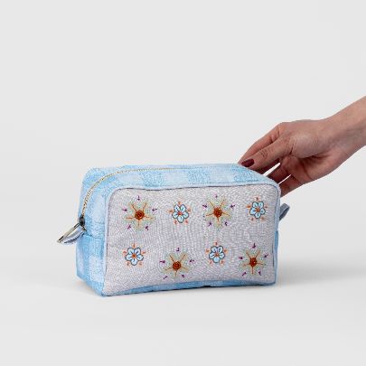 Picture of Blue saghi toiletry bag