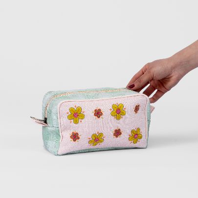 Picture of Sour lemon saghi toiletry bag