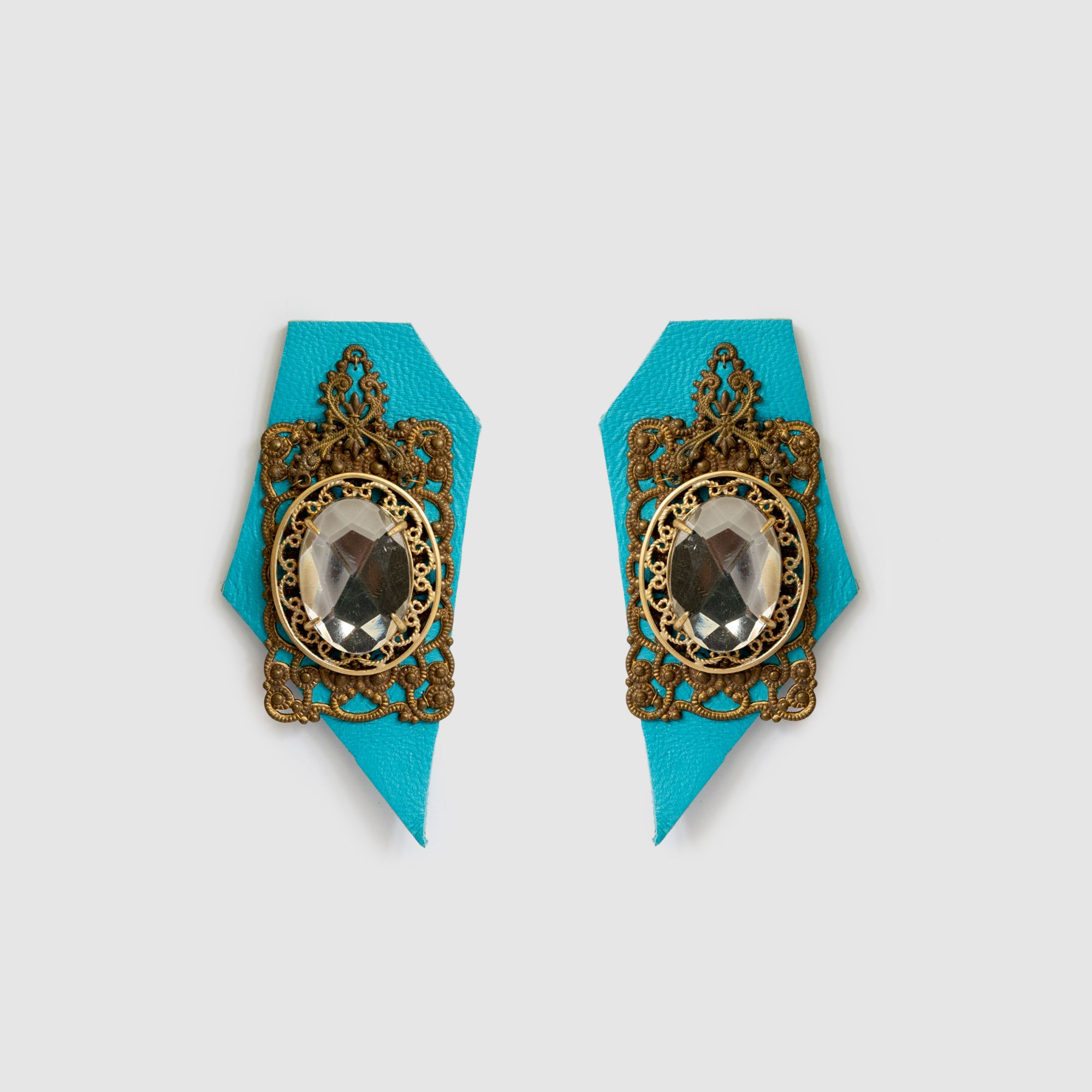 Picture of Rectangular women's earrings with blue leather