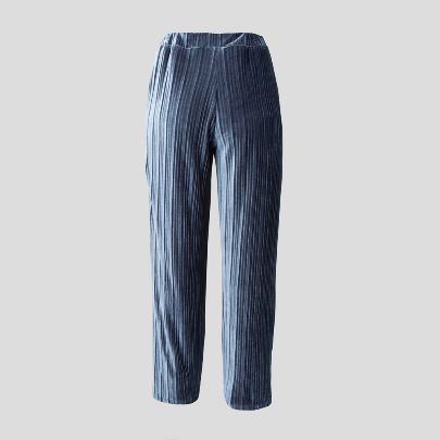 Picture of pleated velvet trousers