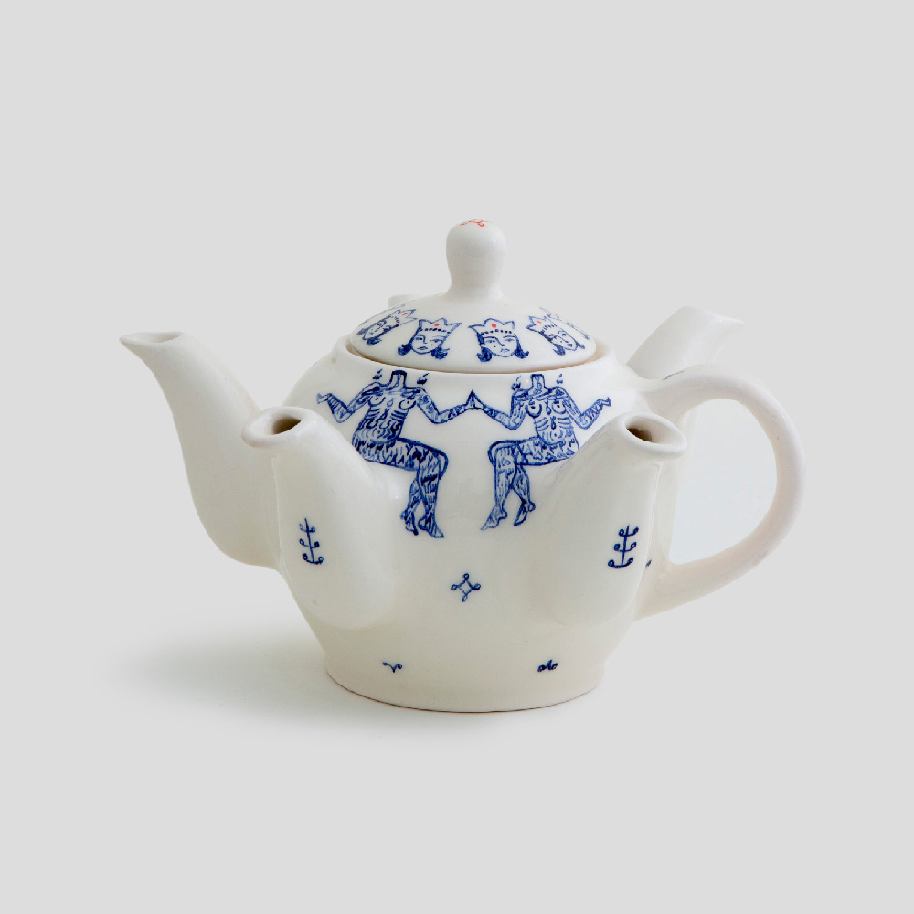 Picture of White and blue Teapot