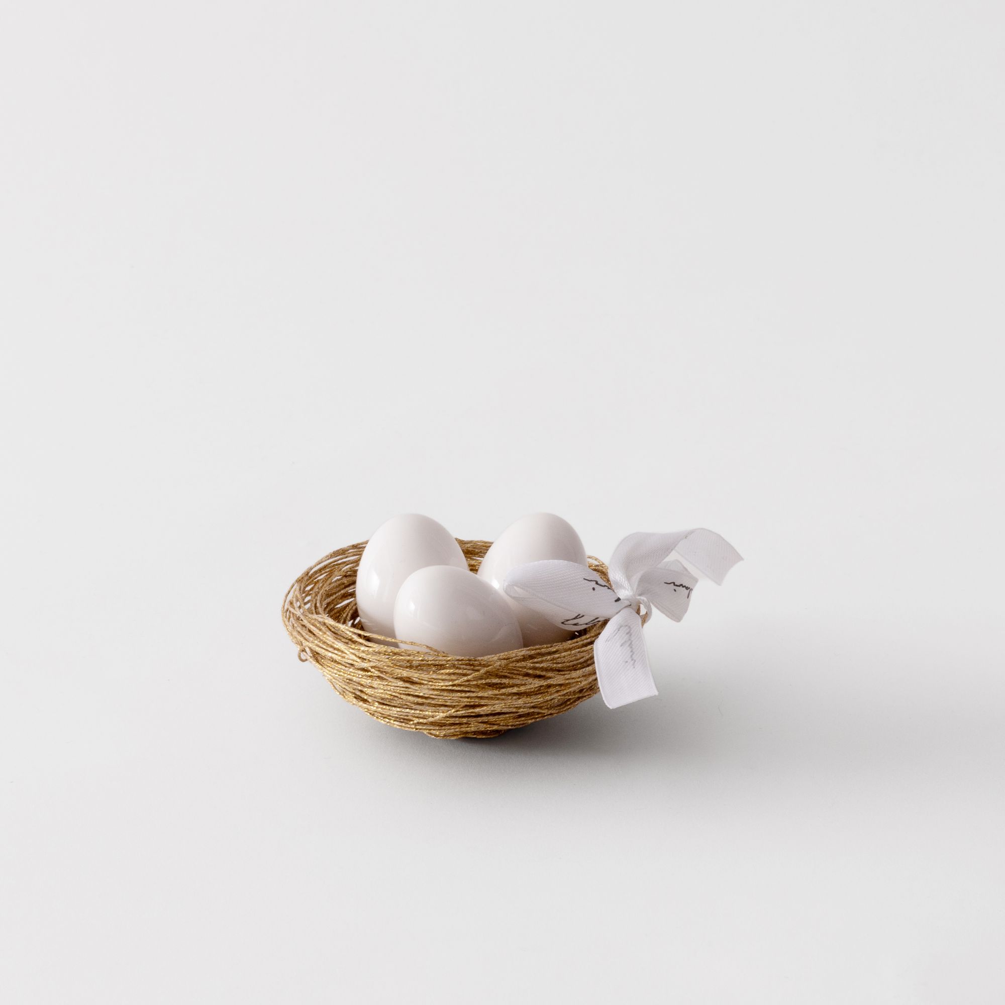 Picture of Matte white ceramic egg nest