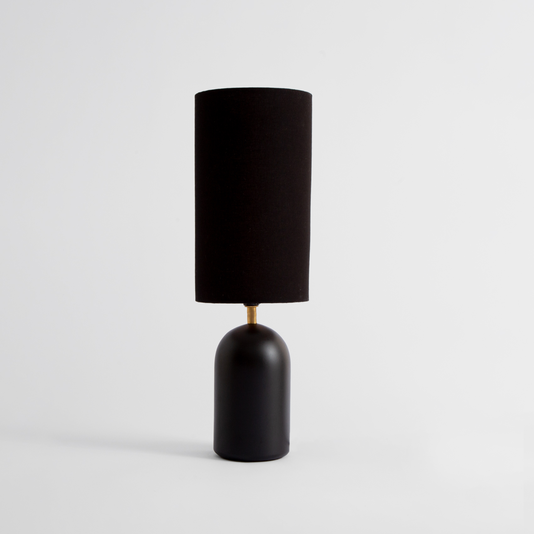 Picture of Cylinder black table lamp