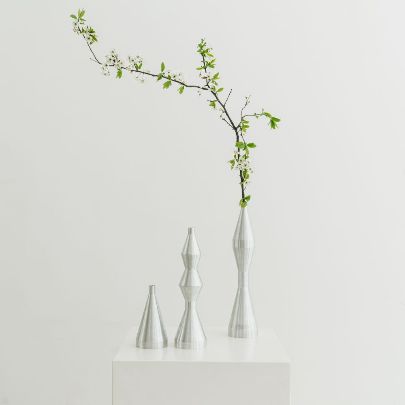 Picture of Rose Water Sculptural Vase