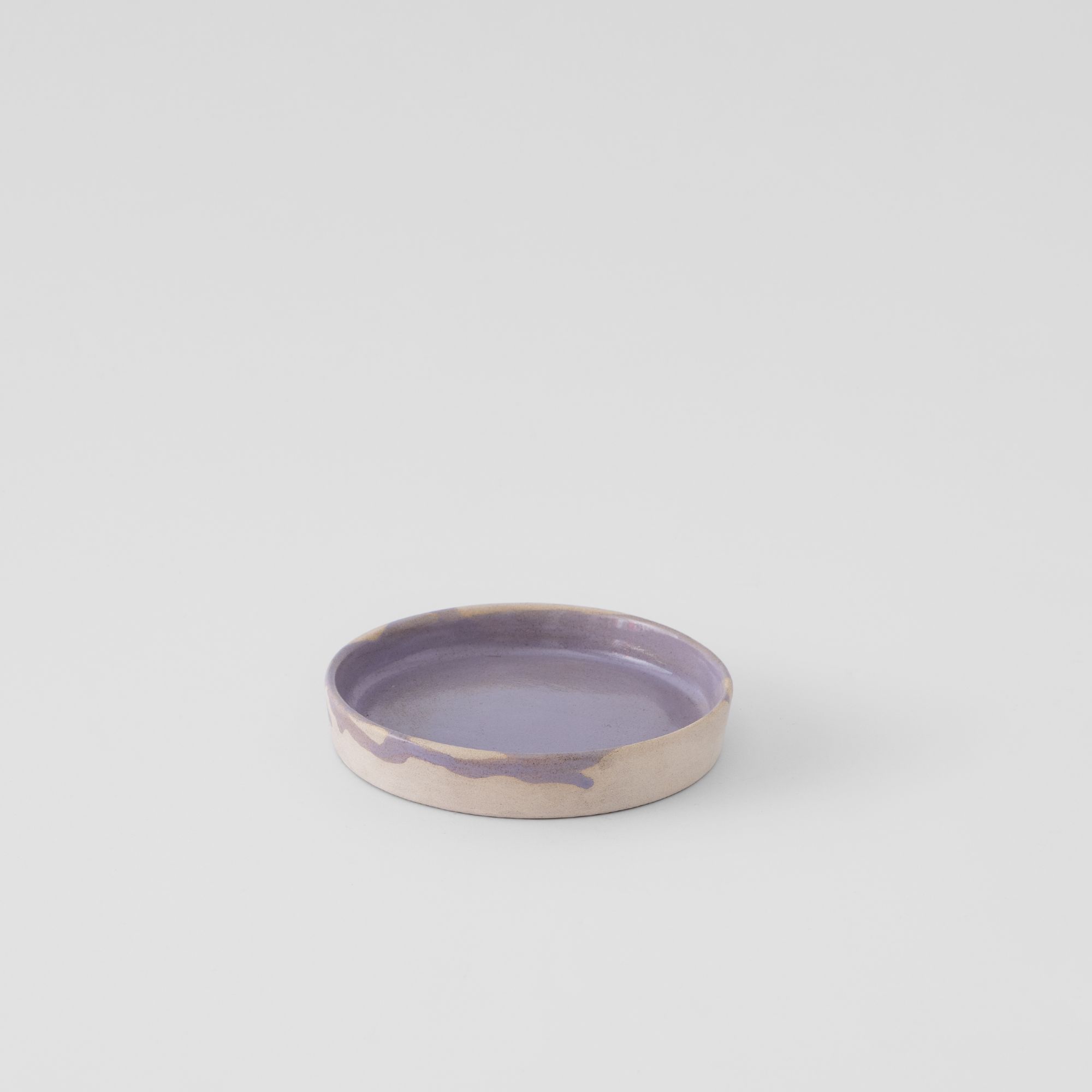 Picture of Purple glazed small edged flat plate