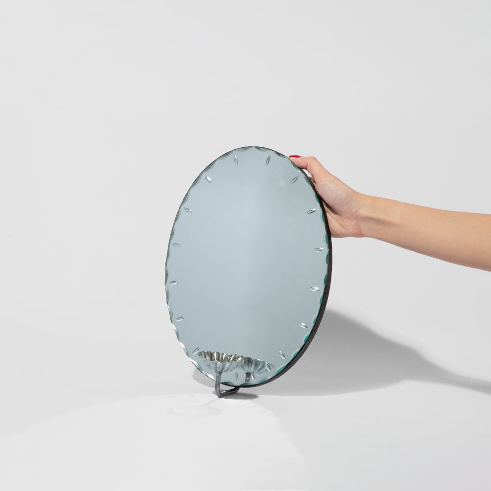 Picture of wall mirror with candlestick m70